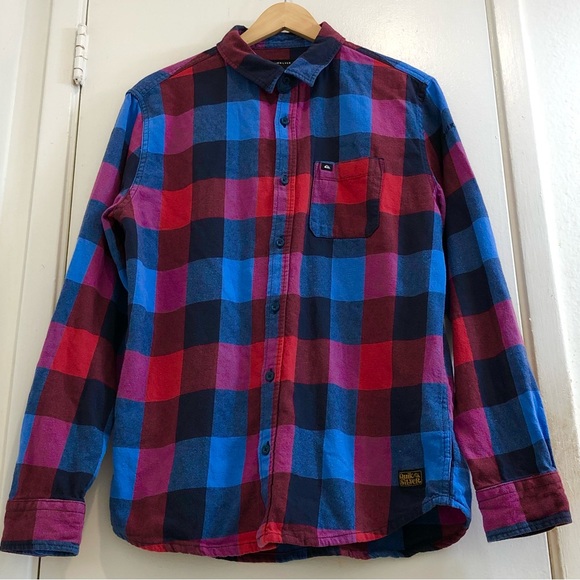 Quicksilver Plaid ButtonUp Longsleeve Flannel Chest Pocket Curved Hem Size Small - Picture 7 of 16